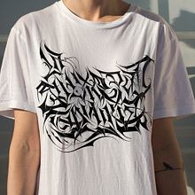 Lettering "La Sociedad Sombria". Un progetto di Calligrafia, Street Art, Lettering, H e lettering di Pablo Armando Marcial Albino - 06.07.2023