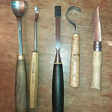 Avanzando con las cucharas talladas . Arts, and Crafts project by German Contreras Navarrete - 07.12.2023
