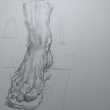 Free on YouTube: Foot Fundamentals. Een project van  Ontwerp, Tekening met potlood,  Portrettekening, Realistische tekening,  Artistieke tekening, Digitale tekening, Anatomisch tekenen, Tekenen met kleurpotloden, Ontwerp van personages y  Creativiteit van Dan Thompson - 14.07.2023