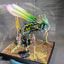 Wax Mantis Creature Design. Een project van Ontwerp van personages, Beeldhouwwerk, Stop-motion, Studiofotografie y 3D-karakterontwerp van Nathan Gabriel - 14.07.2023