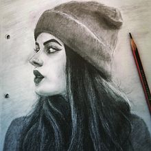 Mi proyecto del curso: Retrato realista con lápiz de grafito. Un progetto di Illustrazione tradizionale, Belle arti, Bozzetti, Disegno a matita, Disegno, Disegno di ritratti, Disegno realistico, Disegno artistico e Disegno anatomico di Franco Javier - 14.07.2023