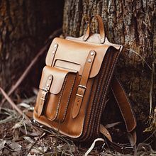 Mi proyecto del curso: Creación de bolsos de cuero artesanales para principiantes. Un progetto di Design, Design di accessori, Artigianato e Cucito di Rusber A - 17.07.2023