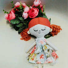My project for course: Fabric Dolls: Design and Content Creation. Artesanato, Design de brinquedos, Redes sociais, Fotografia com celular, Fotografia do produto, Costura, Fotografia para Instagram, e Modelagem e confecção projeto de Annette Davis - 16.07.2023