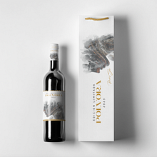 POLVORA WINE 2023 LOGO, PACKAGE DESIGN, CORPORATE ID. Un projet de Publicité, Br, ing et identité, Design graphique, Marketing, Packaging, Conception de produits, T, pographie, Calligraphie, Cop, writing, Conception 3D , et E-commerce de EDIP ONUR DIKMEN - 04.04.2023