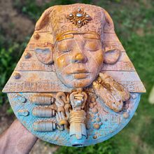 My project for course: Sculpture Making: Clay Modeling and Assembly. Een project van Ontwerp van personages, Craft,  Beeldende kunst, Beeldhouwwerk y Decoratief schilderen van martinjamesbushell - 21.07.2023