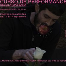 curso de performance art o arte de acción en Escola Massana, Barcelona | El mundo de la performance: teoría y práctica del arte de acción con Marina Barsy Janer x Isil Sol Vil. Projekt z dziedziny Design, Fotografia, Kino, film i telewizja,  Manager art, st, czn, Projektowanie ubrań, Edukacja,  Sztuki piękne, Multimedia, Rzeźba, Scenografia, Pisanie,  Kaligrafia, Film, Kreat, wność, Fotografia portretowa, Fotografowanie smartfonem, Fotografia stud, jna, Concept art, Fotografia c, frowa, Fotografia art, st, czna i Fotografia dokumentalna użytkownika MATERIC.ORG - espacio de arte de performance - 21.07.2023