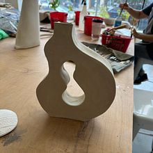 My project for course: Creating Ceramics with the Slab Technique. Projekt z dziedziny Projektowanie dodatków, Craft,  Dekoracja wnętrz, Ceramika i DIY użytkownika Amy Shimm - 05.07.2023