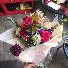 Mi proyecto del curso: Diseño y creación de composiciones florales. Un progetto di Interior design, Paesaggismo, Interior Design, DIY e Design floreale e vegetale di Angelica Medina - 25.07.2023