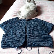 Mi proyecto del curso: Top-down: prendas a crochet de una sola pieza. Fashion Design, Fiber Arts, DIY, Crochet, and Textile Design project by ccuervof - 07.25.2023