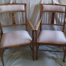 Juego de living restaurado y tapizado. Arts, Crafts, Furniture Design, Making, Interior Design, DIY, Woodworking, Upc, and cling project by Ani Arce - 07.27.2023