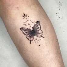 Meu projeto do curso: Tatuagem fine line: a sutileza da linha. Traditional illustration, Drawing, and Tattoo Design project by Paola Felintro da Silva - 07.30.2023