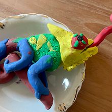 Mein Abschlussprojekt für den Kurs: Charakterdesign mit Keramik: Erforsche Farbe und Textur. Un proyecto de Diseño de personajes, Artesanía, Bellas Artes, Escultura y Cerámica de tinagiesen - 31.07.2023