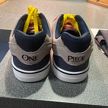 One Piece custom sneakers . Desain Sepatu proyek oleh antandlilj - 08.02.2023
