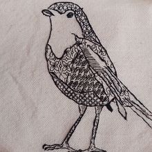 Mi proyecto del curso: Introducción al bordado en blackwork Ein Projekt aus dem Bereich Stickerei und Textildesign von Caro Lita - 02.08.2023