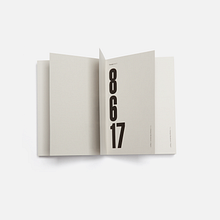 Fedrigoni x Marjolein Delhaas — Custom Desk Calendar 2017. Graphic Design, T, pograph, Design, Stationer, and Design project by Marjolein Delhaas - 08.04.2023