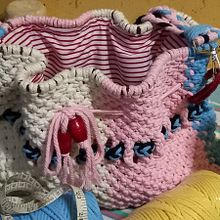  AdrianoViterbo Bags. Un proyecto de Diseño de complementos, Artesanía, Decoración de interiores, Tejido, Macramé y Diseño textil de Eliseo Beitia Rivera - 07.08.2023