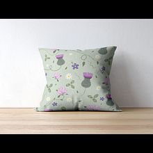 Wizualizacja/mock up grafiki kwiaty polne . Traditional illustration, and Design project by ulapachala - 08.15.2023