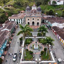 Mi proyecto del curso: Filmación con dron DJI Mavic Mini en Concepción, Antioquia, Colombia | Agosto de 2023 Ein Projekt aus dem Bereich Kino, Video und TV, Kino, Audiovisuelle Produktion, Außenfotografie und Videobearbeitung von Mauricio Marín Pérez - 14.08.2023