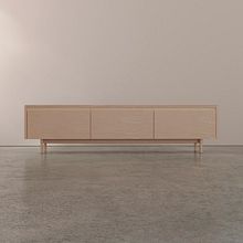 Banca Baja renderizada con KeyShot. Un proyecto de 3D, Diseño, creación de muebles					, Diseño industrial, Diseño de producto y Diseño 3D de Yatzil Becerril Mtz. - 18.08.2023