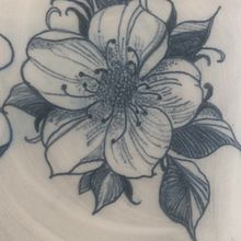 Flower Tattoo . % Nadine Slowikowska tarafından hazırlanan Çizim projesi - 08.20.2023