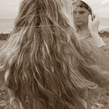 Catching the wind- Mijn project van de cursus: Artistiek fotograferen: concepten omzetten in beelden. Projekt z dziedziny Fotografia, Postprodukcja fotograficzna, Kreat, wność, Fotografia portretowa, Fotografia art, st i czna użytkownika odette_vankempen - 22.08.2023