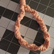 First try at Macramé . Een project van Craft van btmogg - 19.03.2023