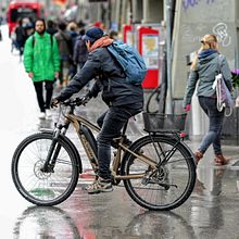 Mein Abschlussprojekt für den Kurs: Einführung zur Straßenfotografie. Un progetto di Fotografia, Fotografia all'aperto, Fotografia documentaria, Fotografia lifest e le di Peter Addor - 24.08.2023