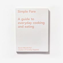 Sunday Suppers Simple Fare book I. Graphic Design, T, pograph, and Editorial Design project by Marjolein Delhaas - 08.25.2023