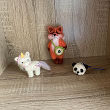 Mi proyecto del curso: Needle felting: creación de personajes con lana y aguja. Projekt z dziedziny Craft, Projektowanie zabawek, Filcowanie igłą, Wzornictwo tekst i liów użytkownika Andrea Ramos Forero - 25.08.2023