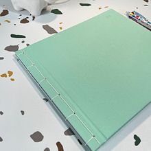 Mi proyecto del curso: Técnicas de encuadernación DIY. Fine Arts, Bookbinding, and DIY project by Ros VT - 09.02.2023