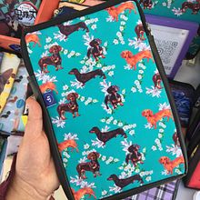 Diseño de estampado textil para productos. Un proyecto de Collage, Estampación textil y Diseño textil de Chris A. Elizondo - 02.09.2023