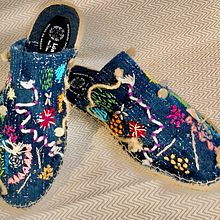 Mi proyecto del curso: Diseño y confección de alpargatas. Un projet de Création d'accessoires, Artisanat, Conception de chaussures , et Art textile de Monica Grelotti - 05.09.2023