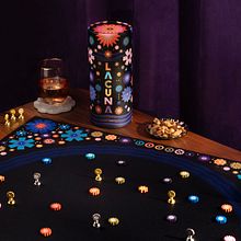 Lacuna - A cozy game of mystical geometry. Un proyecto de Br, ing e Identidad, Diseño gráfico e Ilustración tradicional de Nick Liefhebber - 11.09.2023
