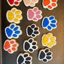 Galletitas de Paw Patrol. Projekt z dziedziny Design,  Malarstwo i DIY użytkownika Cristal Falco - 11.09.2023