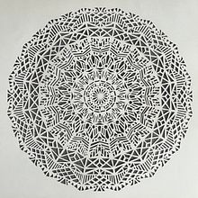 Mi proyecto del curso: Introducción al arte de recortar papel con la técnica Kirie. Projekt z dziedziny Trad, c, jna ilustracja, Craft, Papercraft i DIY użytkownika Gabriela Betancourt - 15.09.2023