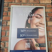 Body standards in Italian summer . Un projet de Br, ing et identité, Conseil créatif, Marketing , et Stratégie de marque de Agnese Roda - 27.09.2023