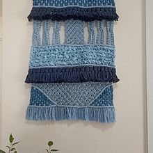 Agua. Un progetto di Design di accessori, Artigianato, Interior design, Interior Design, Fiber Art, Macramè e Textile Design di Johanna Mildred Castro Amaya - 18.09.2023