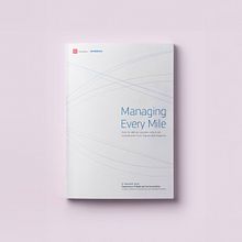 Diseño Editorial "Managing Every Mile" | Amadeus & LSE Consulting. Een project van Redactioneel ontwerp, Grafisch ontwerp y  Infographics van Pablo Antuña - 05.05.2017