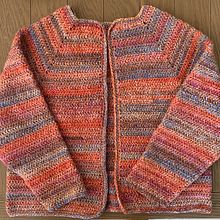 Mi proyecto del curso: Top-down: prendas a crochet de una sola pieza. Fashion Design, Fiber Arts, DIY, Crochet, and Textile Design project by Rosa Angélica Navarro Ayala - 09.24.2023