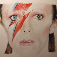 Retrato David Bowie - lápiz pastel y pastel tiza. Drawing, Pencil Drawing, Portrait Drawing, Realistic Drawing, Artistic Drawing, Colored Pencil Drawing, Music, and Fine Arts project by César Delgado - 12.26.2022