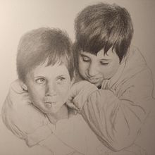Retrato hermanos - grafito. Drawing, Pencil Drawing, Portrait Drawing, Realistic Drawing, Artistic Drawing, and Fine Arts project by César Delgado - 11.06.2022
