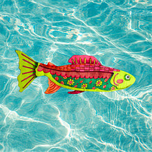 Fish Shirts for Humans. Un progetto di Illustrazione di moda di Isabelle Walton - 27.09.2023