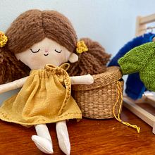 Mi proyecto del curso: Muñecos de tela: diseño, costura y creación de contenido. Arts, Crafts, To, Design, Social Media, Mobile Photograph, Product Photograph, Sewing, Instagram Photograph, Patternmaking, and Dressmaking project by Maria Rivero - 09.27.2023