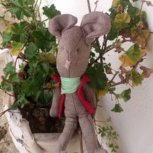 Mi proyecto del curso: Diseño y  confección de peluches. Projekt z dziedziny Projektowanie postaci, Craft, Projektowanie zabawek,  Sz, cie, Wzornictwo i krawiectwo użytkownika marcela - 28.09.2023