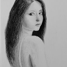My project for course: Artistic Charcoal Portraiture: Creating Atmosphere. Un proyecto de Ilustración tradicional, Bellas Artes, Dibujo, Dibujo de Retrato, Dibujo realista y Dibujo artístico de giuseppe_m - 07.10.2023