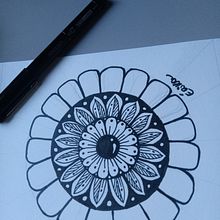 Meu projeto do curso: Zentangle e mandalas: desenhe padrões harmônicos. Painting, Drawing, Acr, lic Painting, and Creating with Kids project by Erika Ramos - 10.11.2023