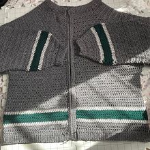 Mi proyecto del curso: Top-down: prendas a crochet de una sola pieza. Fashion Design, Fiber Arts, DIY, Crochet, and Textile Design project by Vanessa Delgado - 10.14.2023