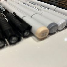 Markers & Liners. Un proyecto de Ilustración tradicional de Gio Ilustra - 14.10.2023