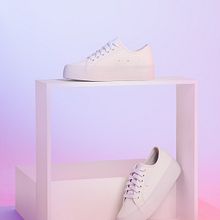 Campaña Cyber Kliper. Un proyecto de Fotografía de producto, Diseño de vestuario, Retoque fotográfico y Fotografía de Antonia Figueroa - 15.10.2023