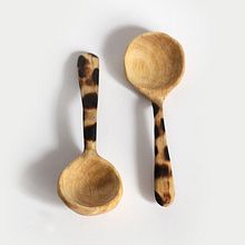 Tiny Spoons, a Wood Carving Project. Een project van Craft, Productontwerp, DIY y Houtbewerking van baviguier - 16.10.2023